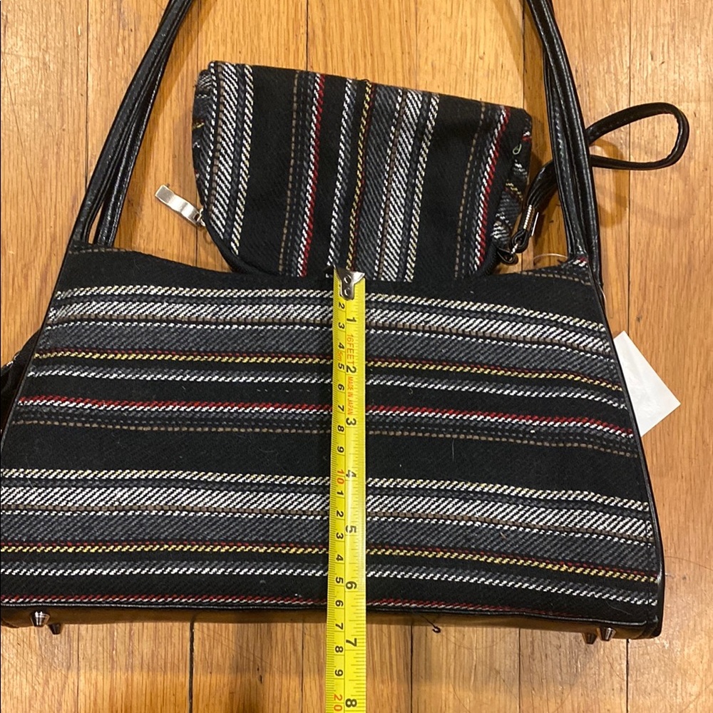 FASHION Purse - Picture 9 of 9